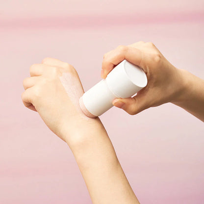 قناع الطين سريع الجفاف والمُنَقِّّي للبشرة SKIN1004، غني بنبات السنتيلا من مدغشقر